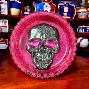 Pink Skull Ashtray/tray